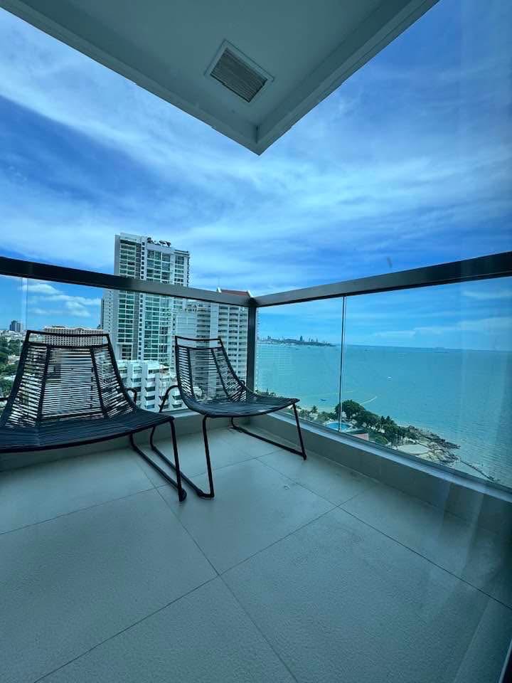 Copacabana Jomtien Beach Condo