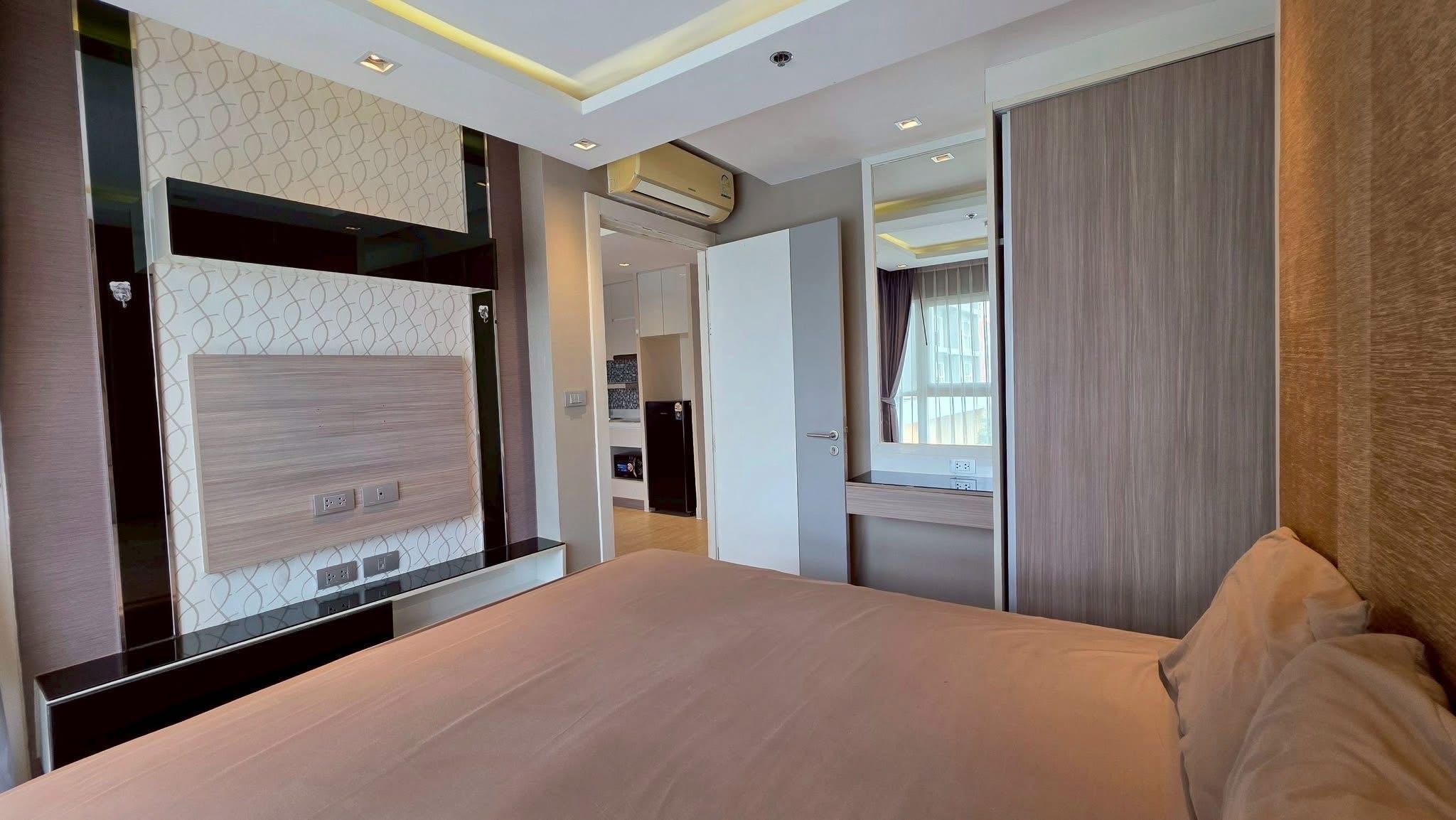 La Santier Condominium 