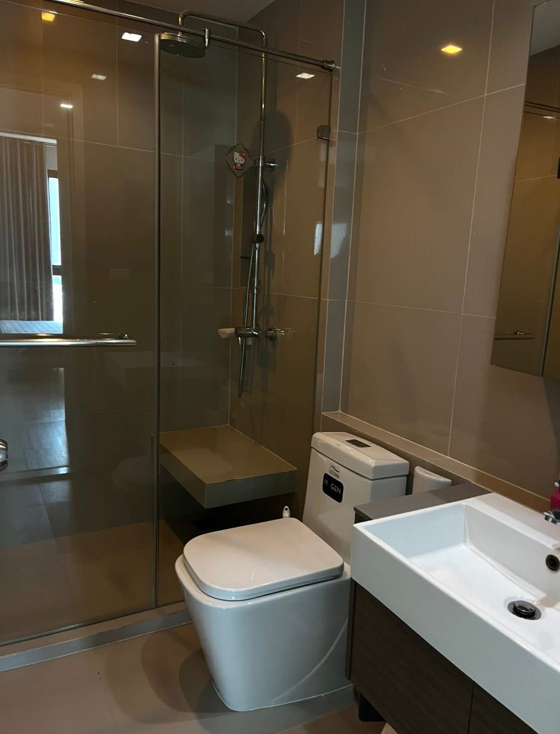 Quinn Condo Ratchadaphisek