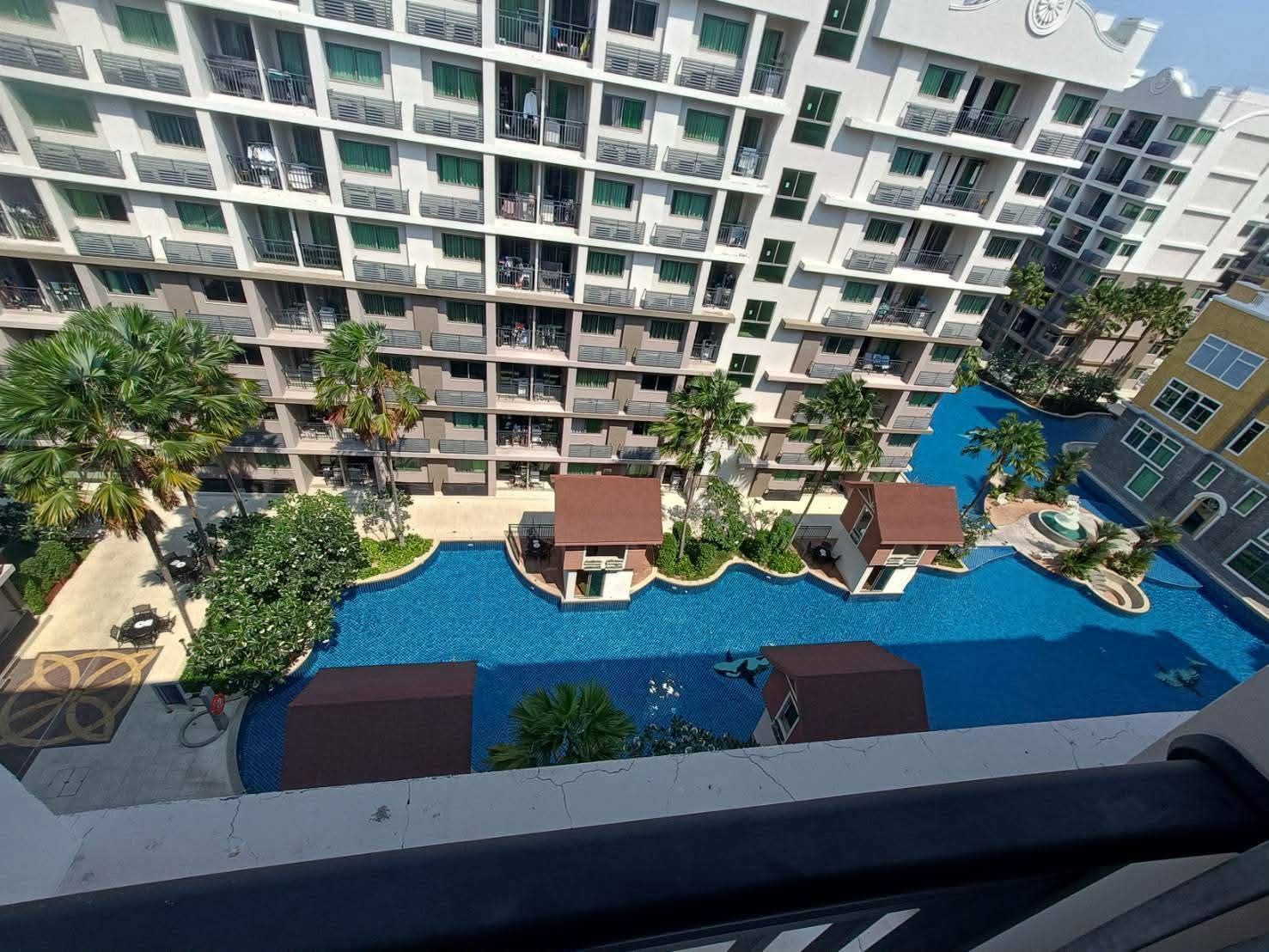 Arcadia Beach Continental