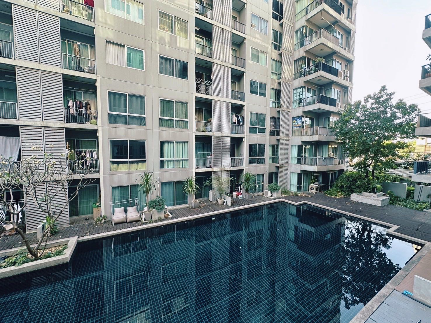 A Space Play Ratchada - Sutthisarn