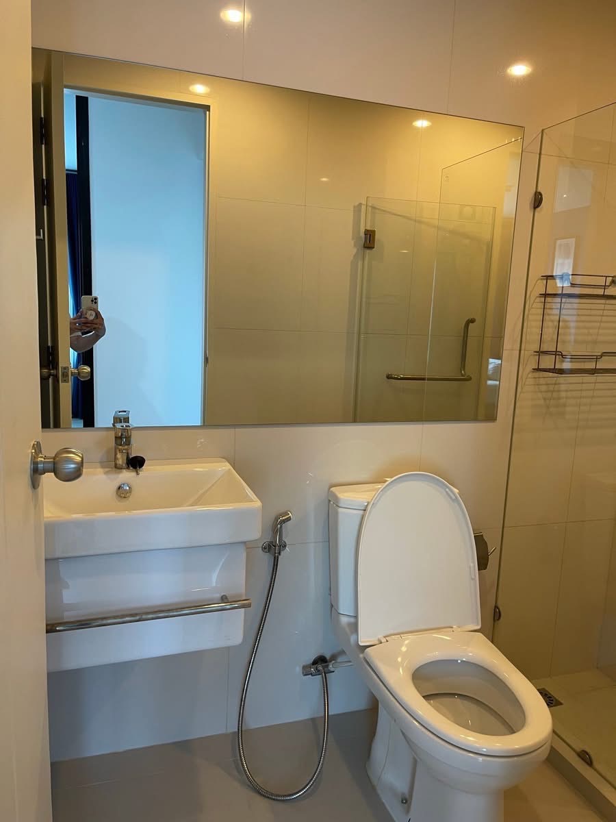 Life Asoke Petchaburi