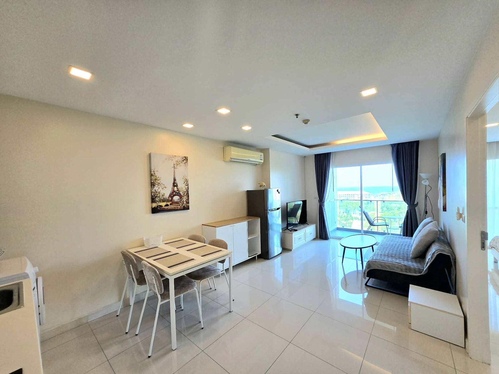 One Tower Phratamnak