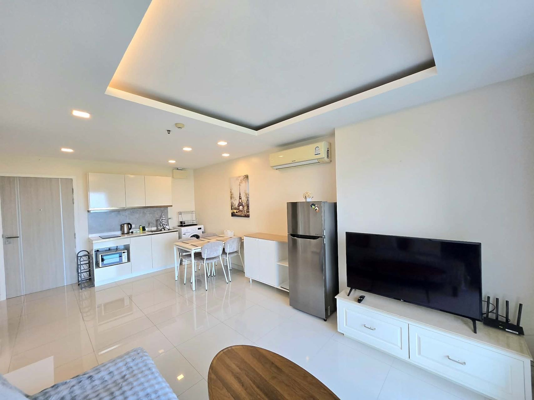 One Tower Phratamnak