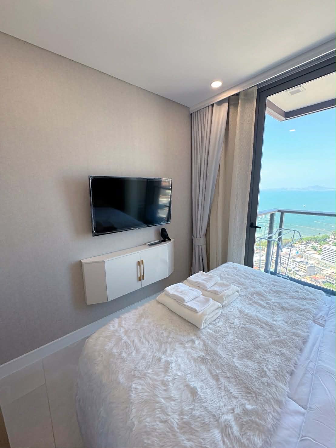 Copacabana Beach Jomtien