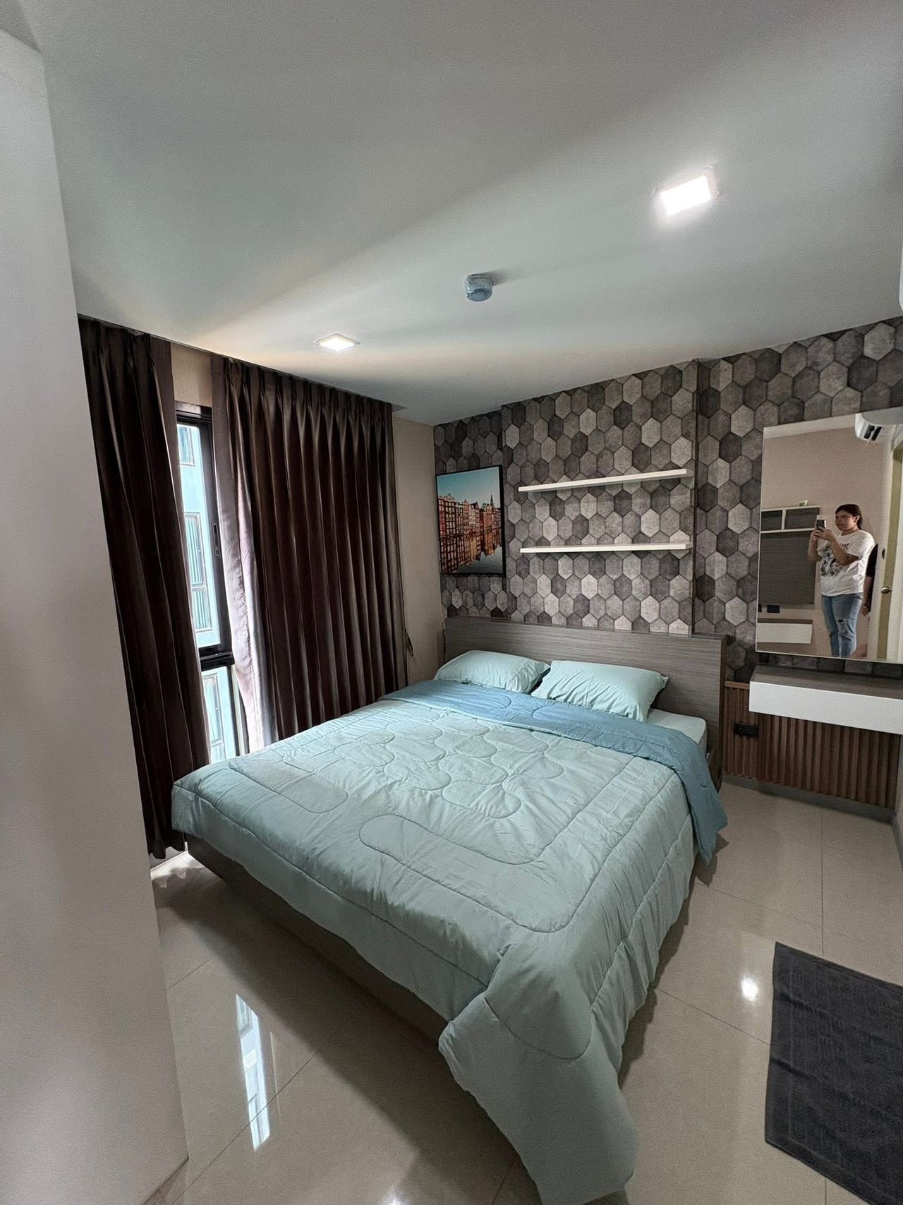 THE PRIVATE PARADISE