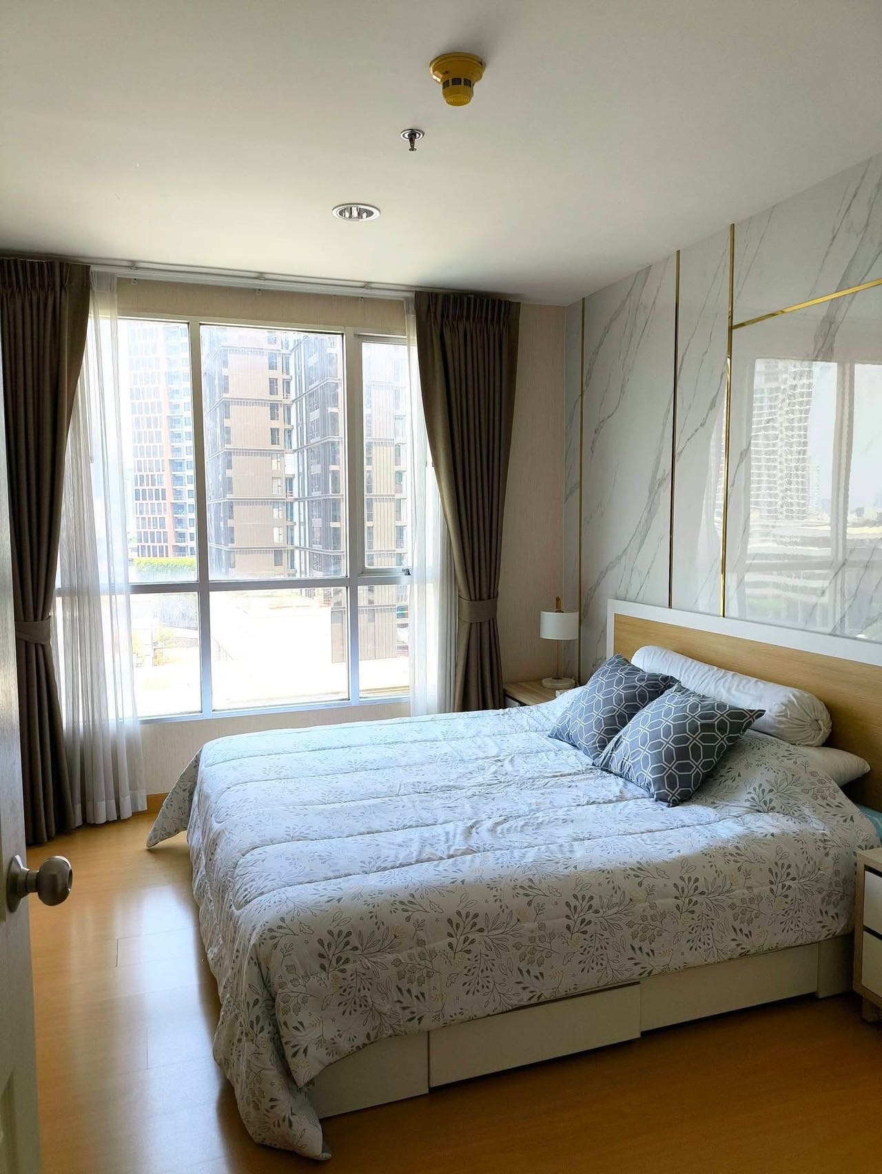 Life at Sukhumvit 65