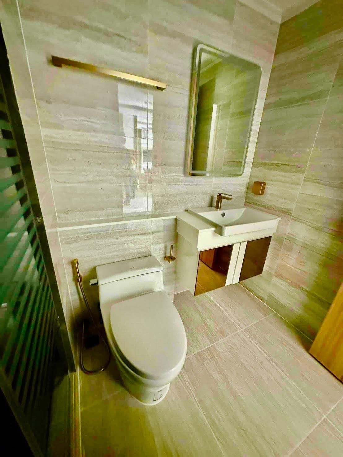 Dusit Grand Park 2 