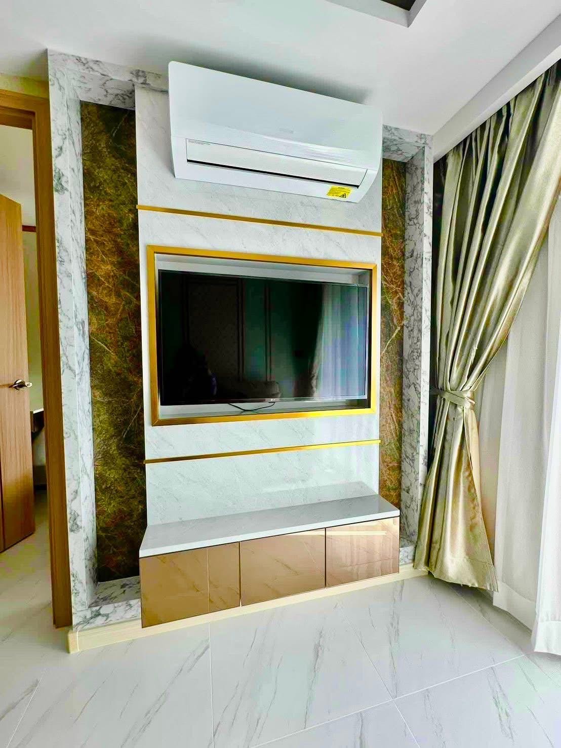 Dusit Grand Park 2 