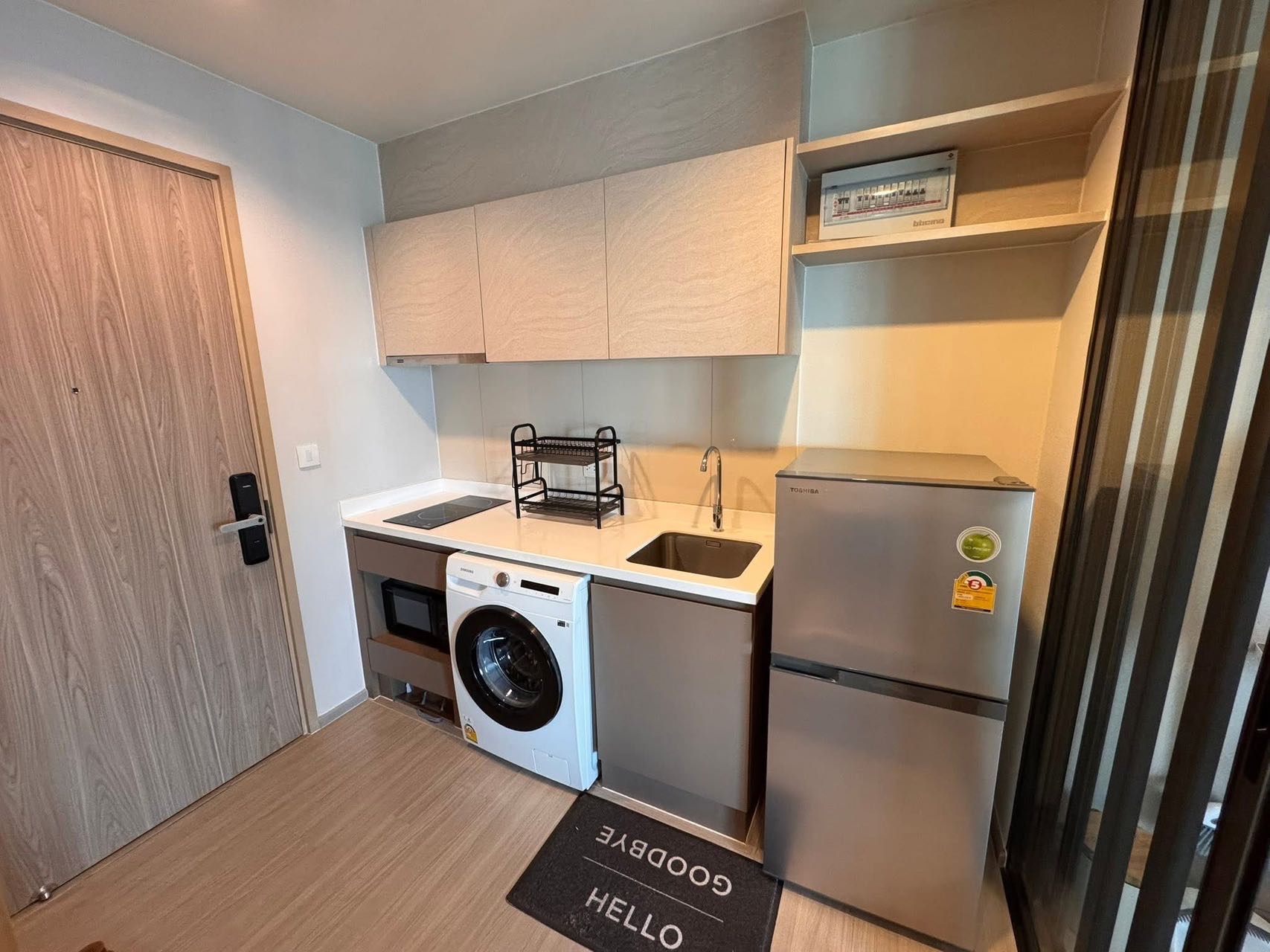 Life Sathon Sierra