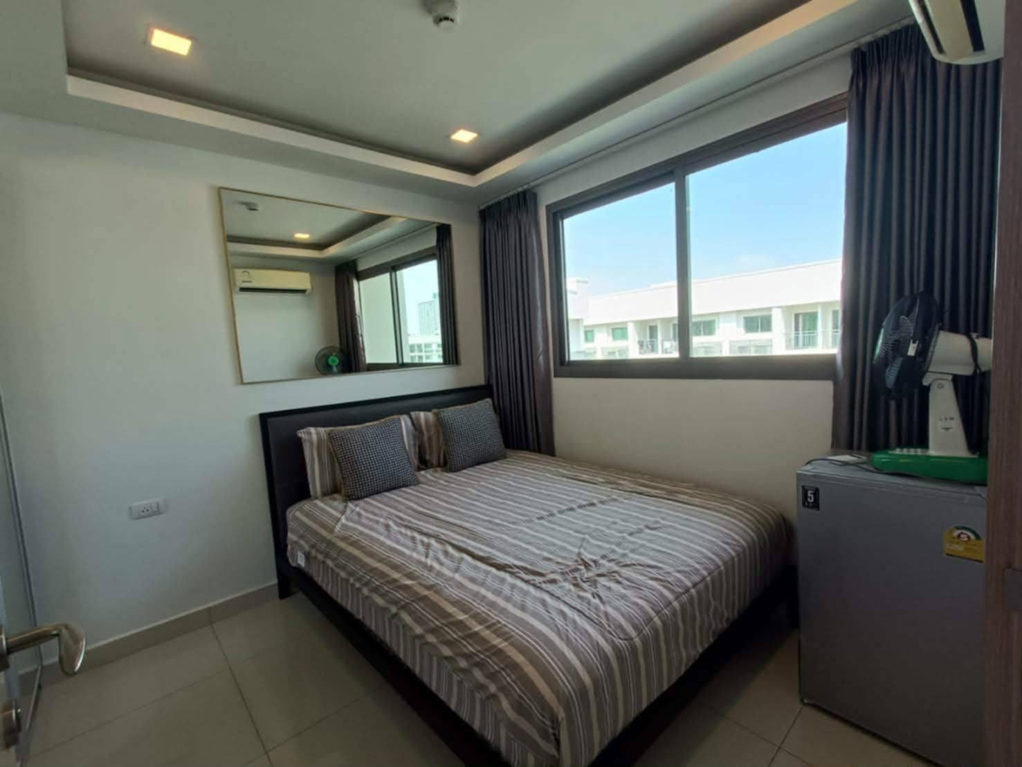 Arcadia Beach Continental