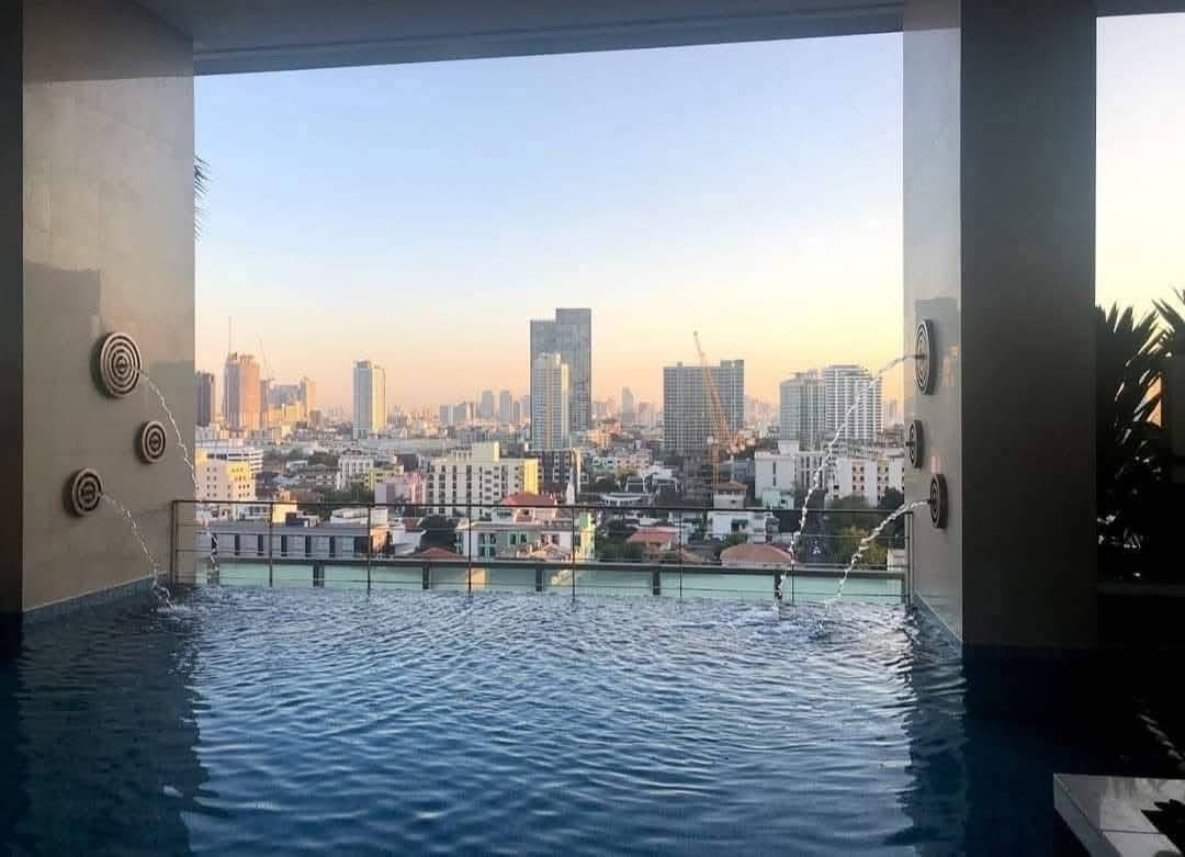 The Line Phaholyothin Park