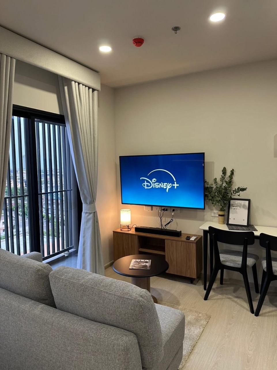 Nue Riverest Ratburana