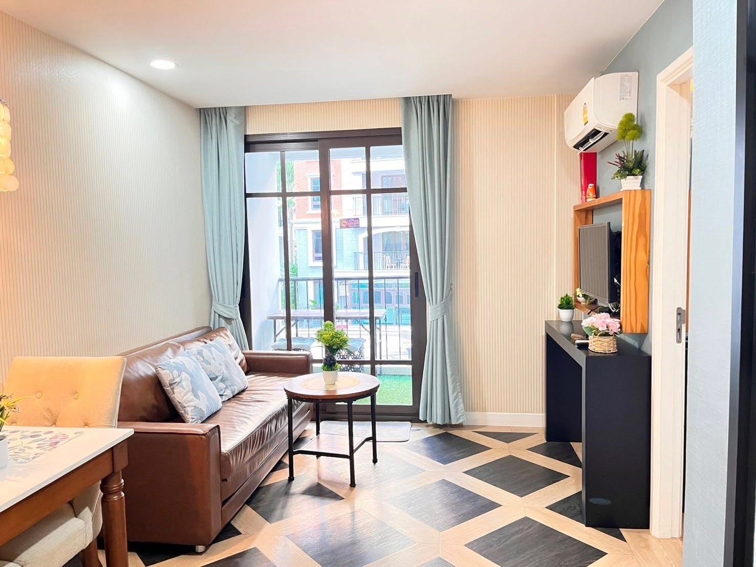 Espana Condo Resort 