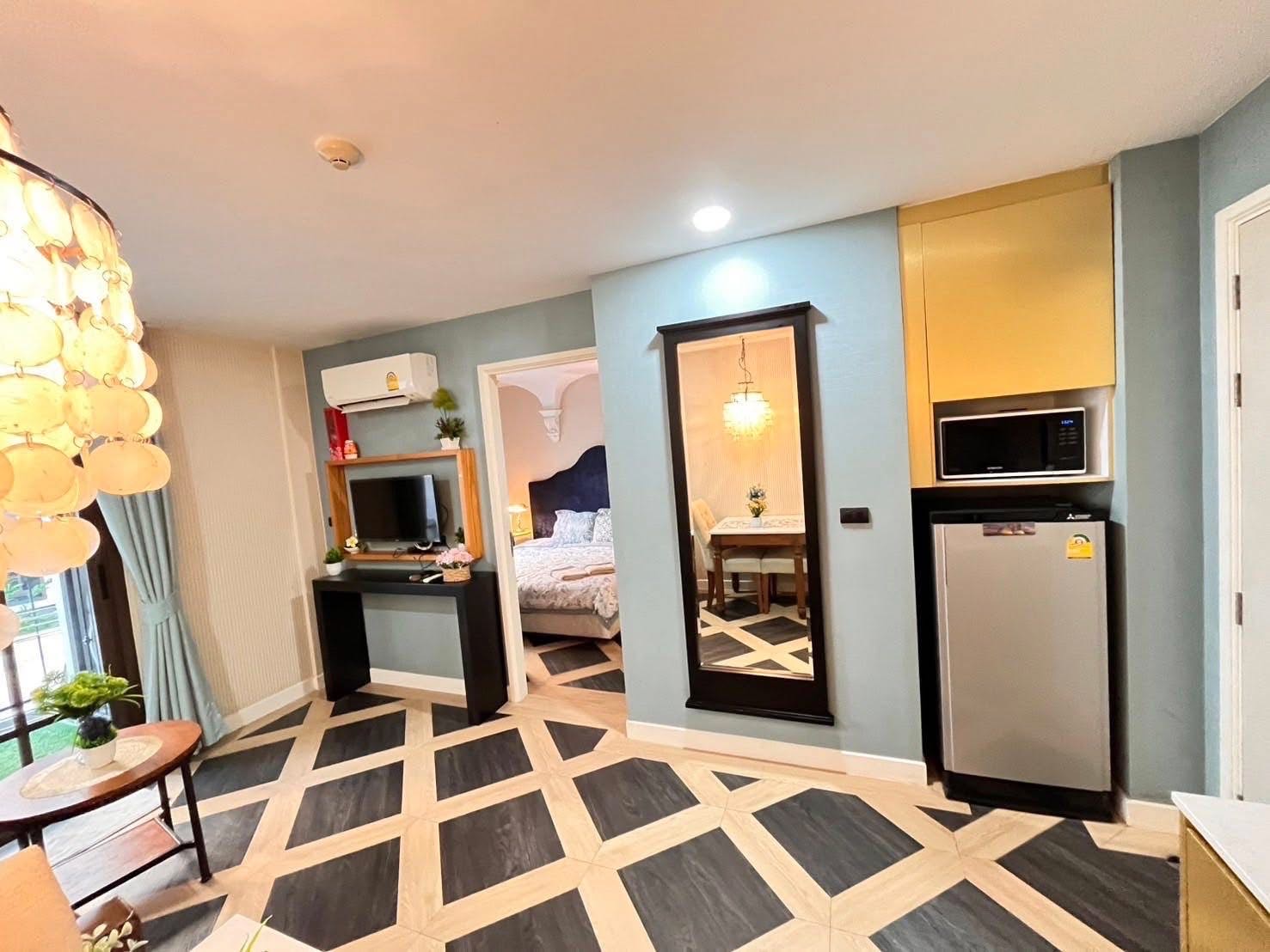 Espana Condo Resort 