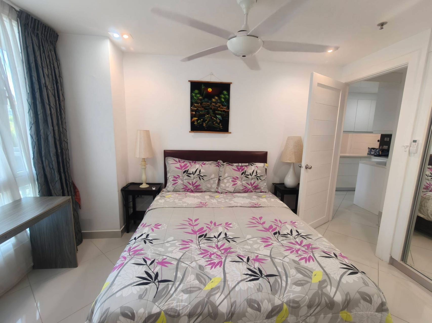 The View Cozy Beach Residence