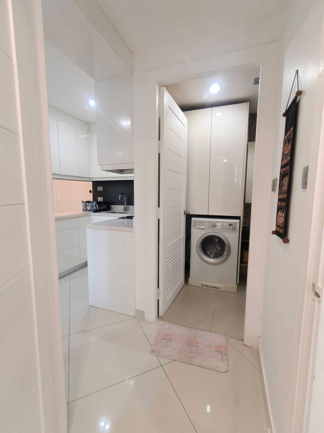 The View Cozy Beach Residence