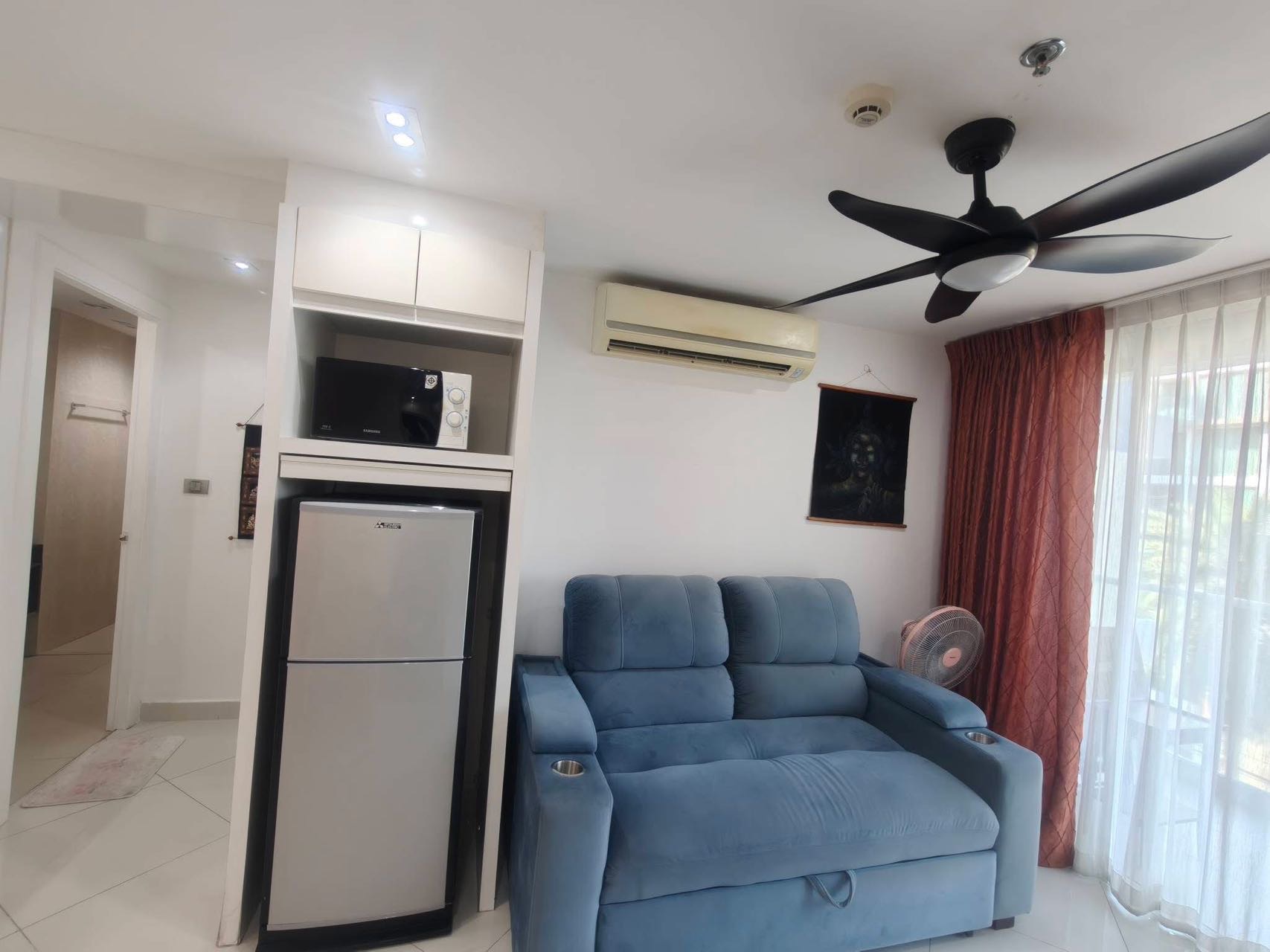 The View Cozy Beach Residence