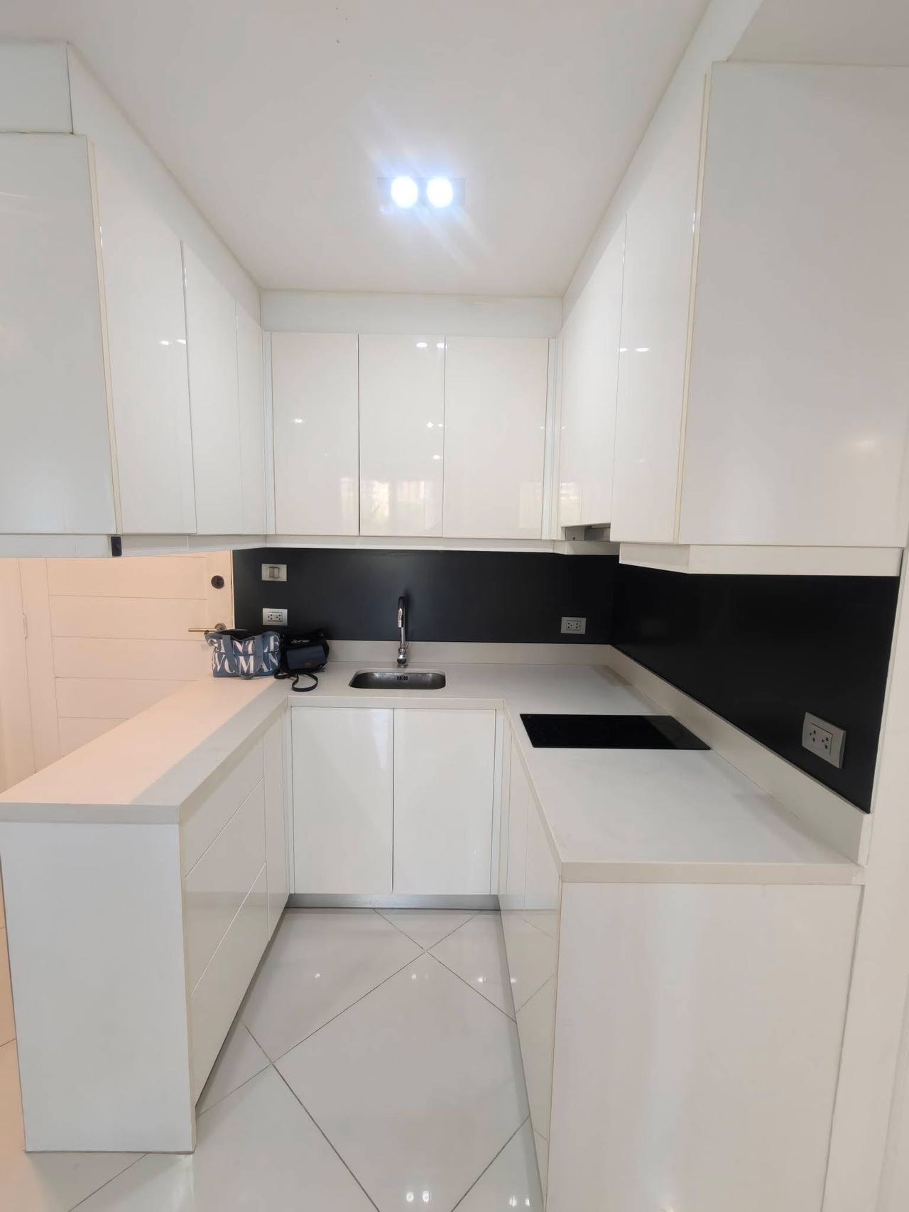 The View Cozy Beach Residence