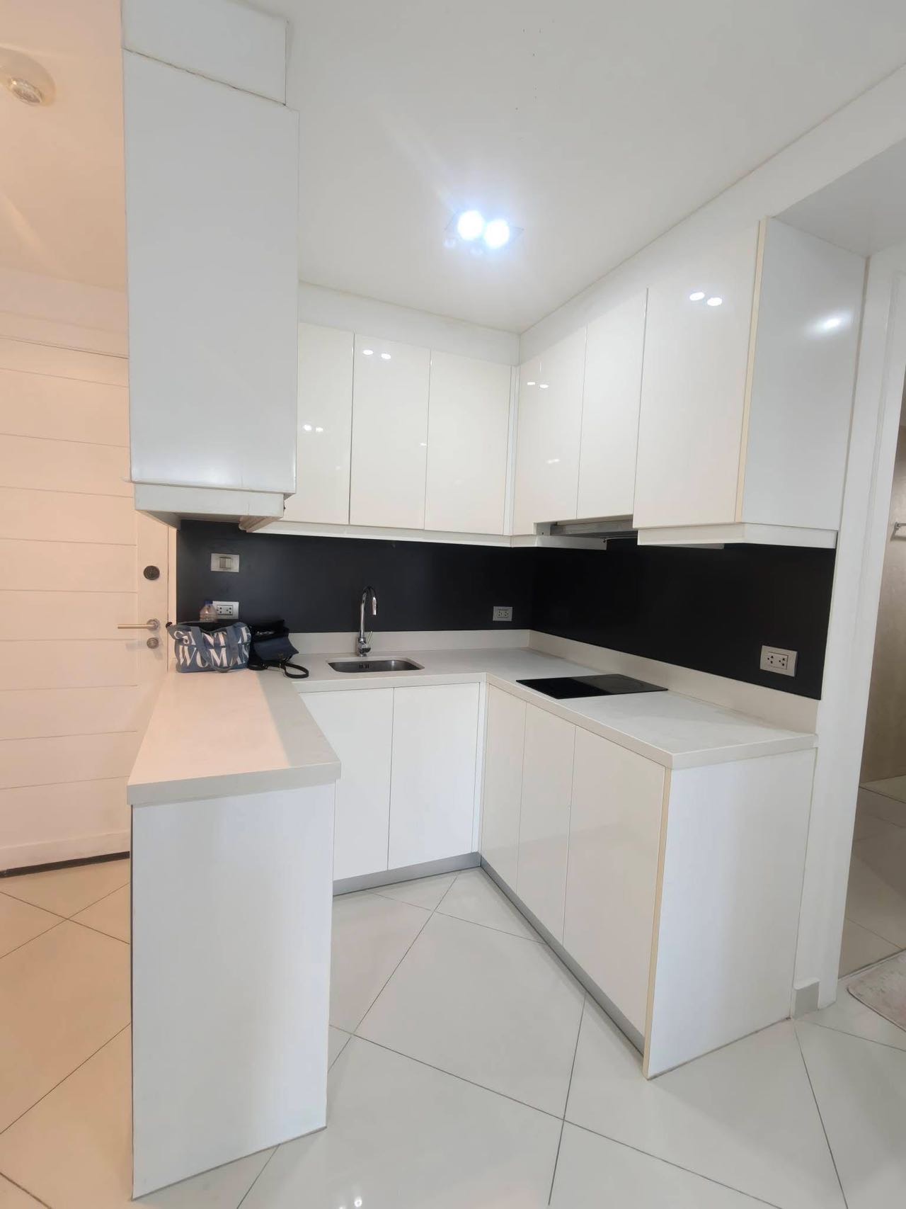 The View Cozy Beach Residence