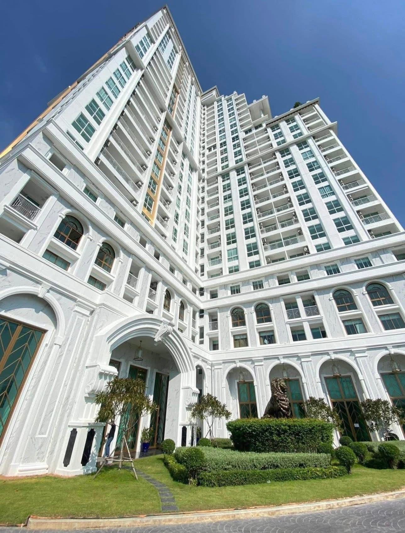 The Empire Tower Pattaya 