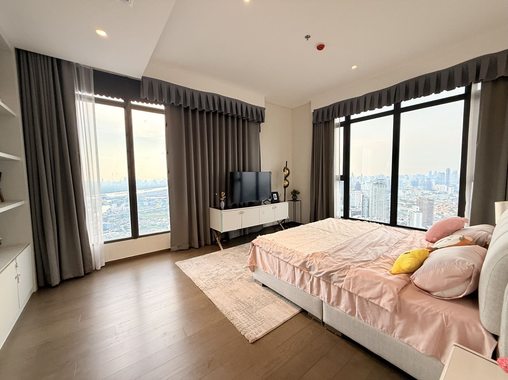 Siamese Sukhumvit 48