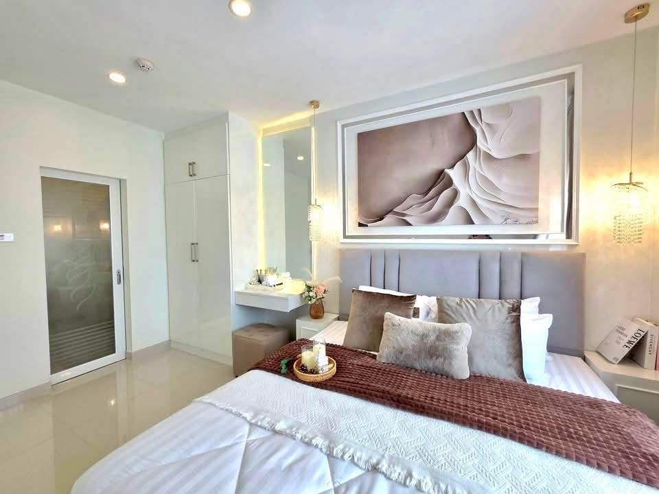 CC Condominium 2 