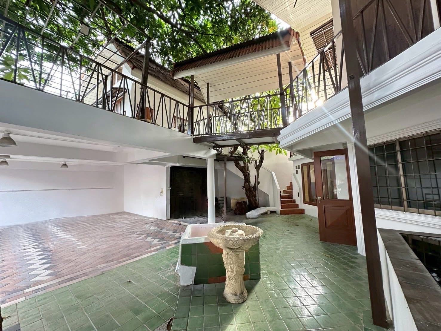Ladprao Home Office