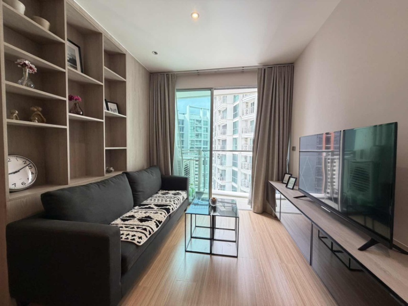  Sky Walk Residences